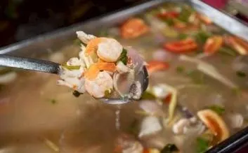 Seafood tom yum