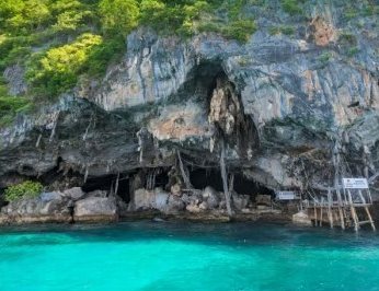 Viking Cave – Phi Phi & Bamboo Island day trip