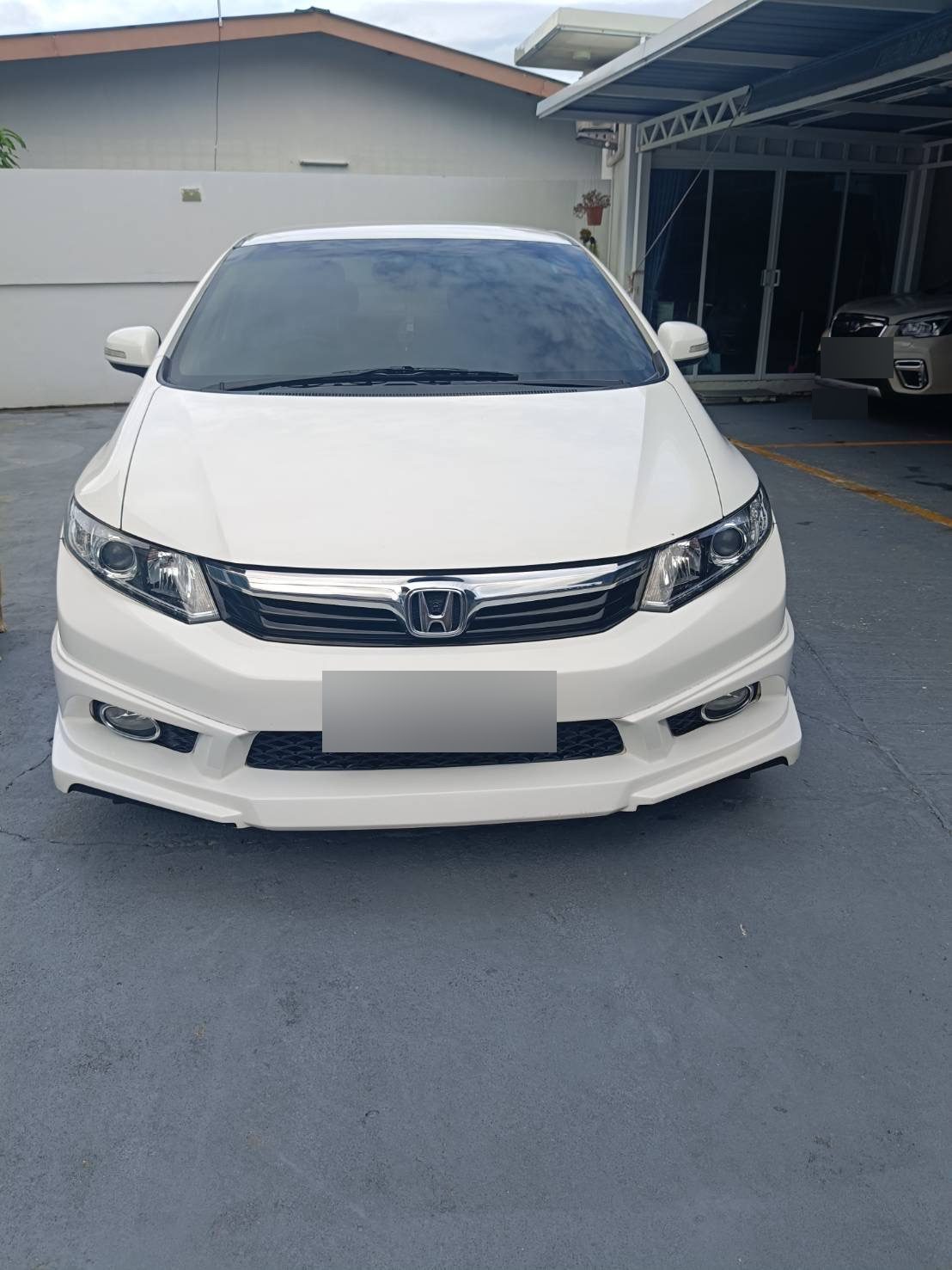 Honda Civic, вид спереди