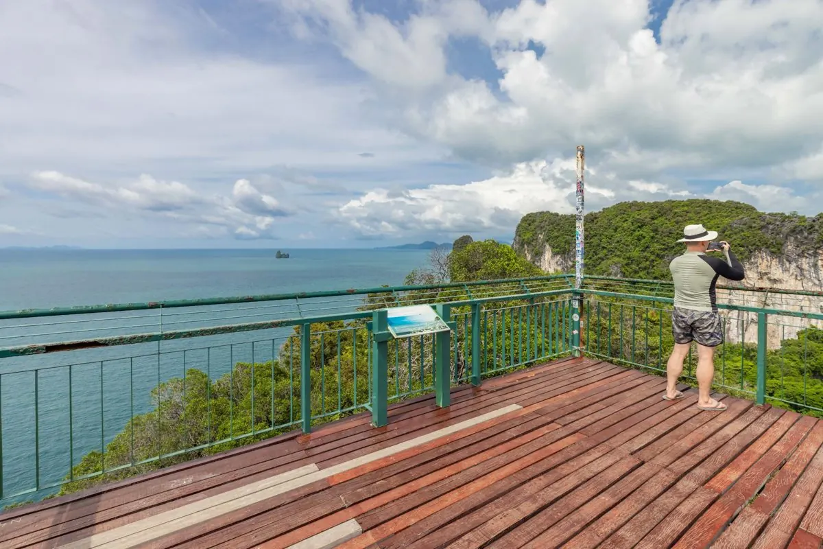 360° viewpoint deck on Hong Island, Krabi