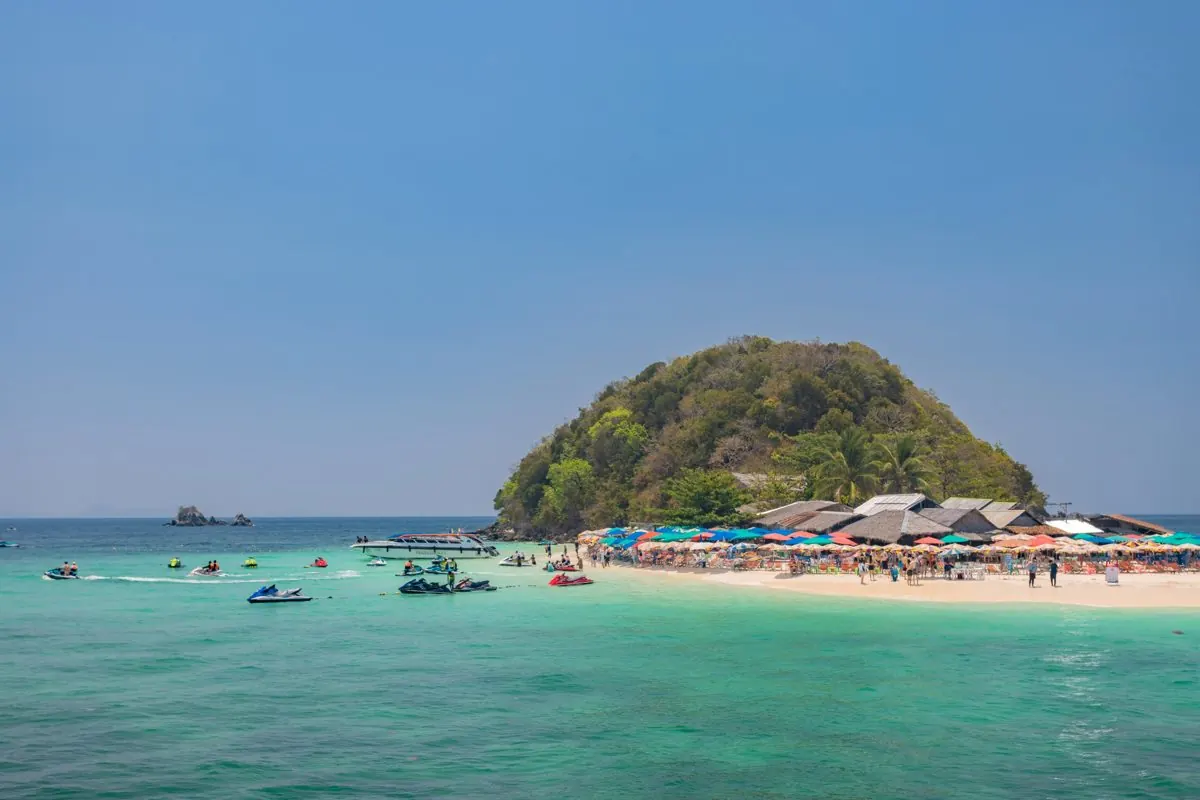 Khai Nok Island from the water