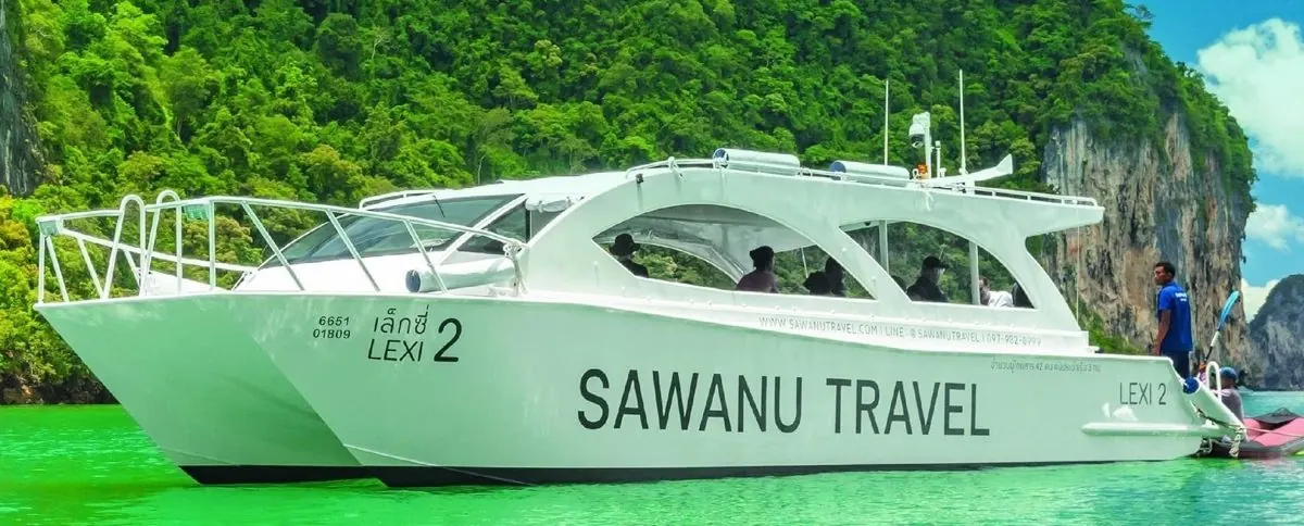 Lexi power catamaran in Phang Nga Bay