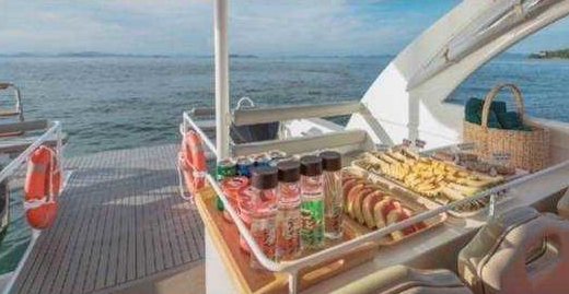 Fruit, snacks and drinks on board