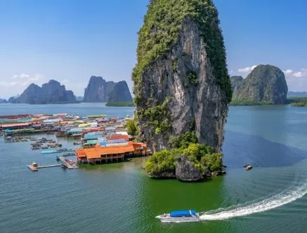 Panyi floating village