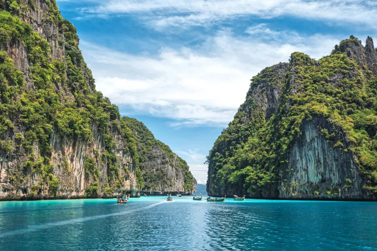 Entrance to Pileh Lagoon