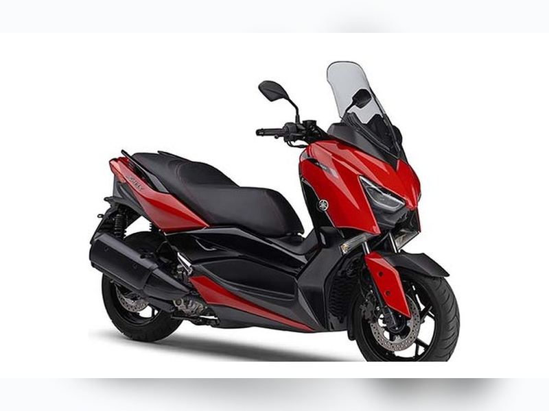 Yamaha XMAX в аренду в Чалонге, Пхукет