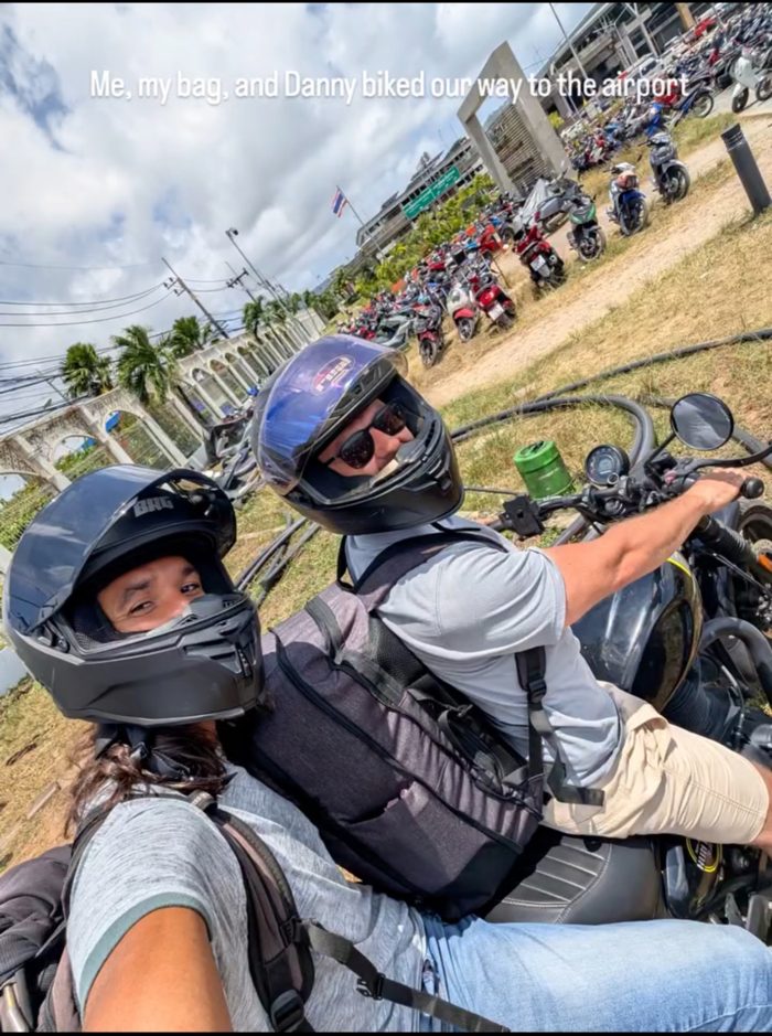 Клиенты в аэропорту Пхукета — Island Rides Phuket