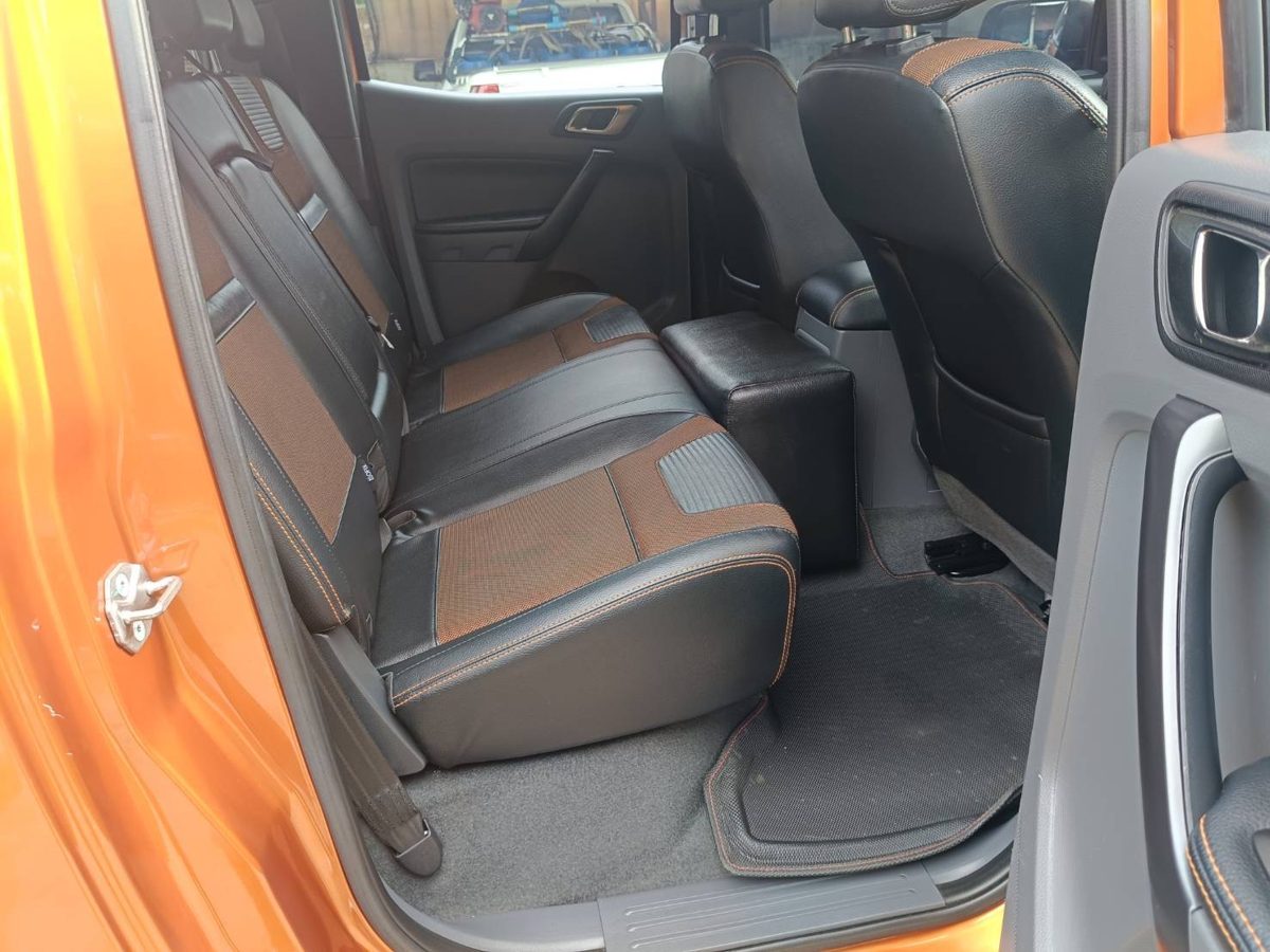 Ford Ranger Wildtrak, задние сидения, двойная кабина