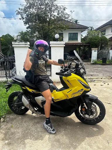 Honda X-ADV 750 photo 10
