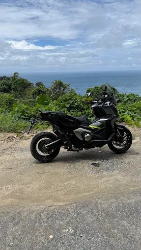 Honda X-ADV 750 photo 4