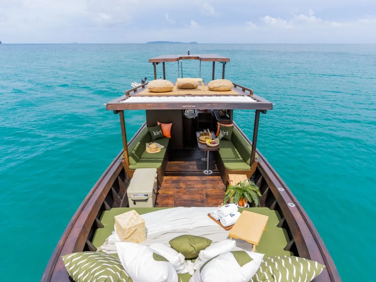 KIRI luxury long-tail boat